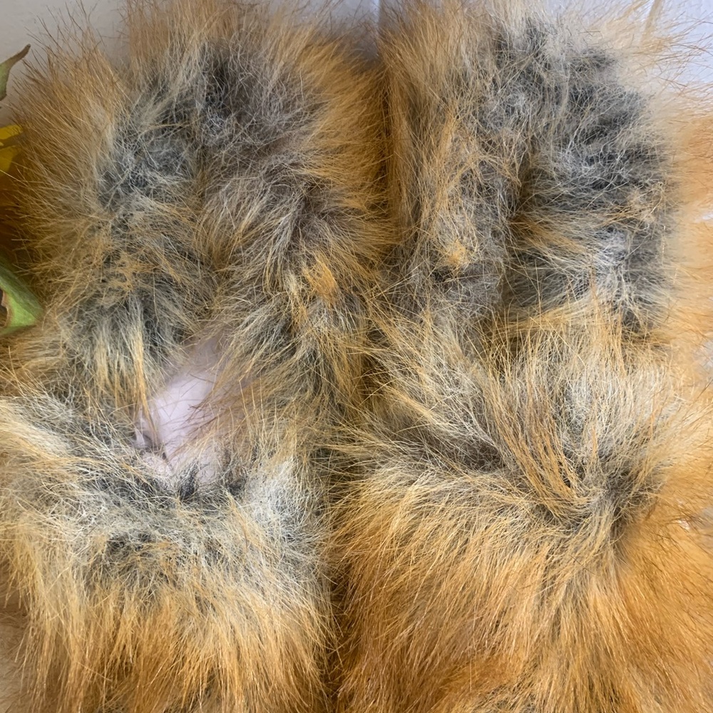 Faux Fur women pumps